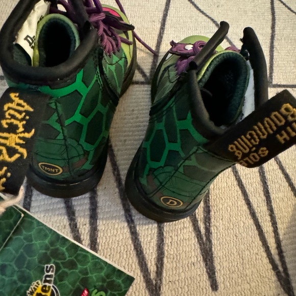 Dr Martens Teenage Mutant Ninja Turtles addition - Picture 3 of 5